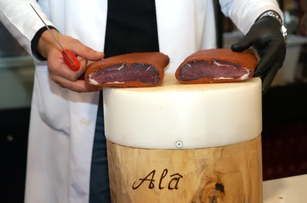 kayseri-ve-kastamonu-karsi-karsiya-gundem-pastirma-1609485950690.jpg Kayseri ve Kastamonu karşı karşıya! Gündem pastırma-8