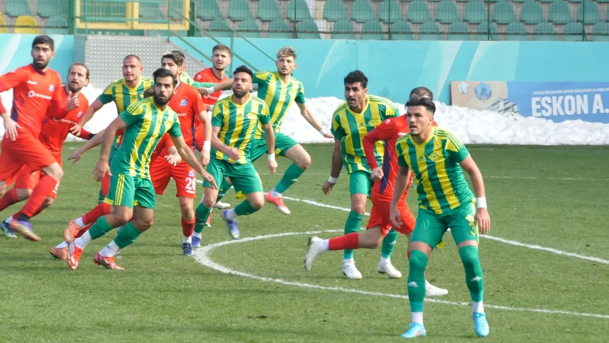 Esenler Erokspor zirveye fırladı