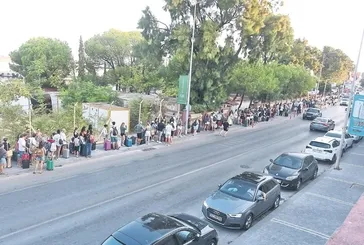 3 günlük tatil için 3 bin kişi Middili kuyruğuna girdi!