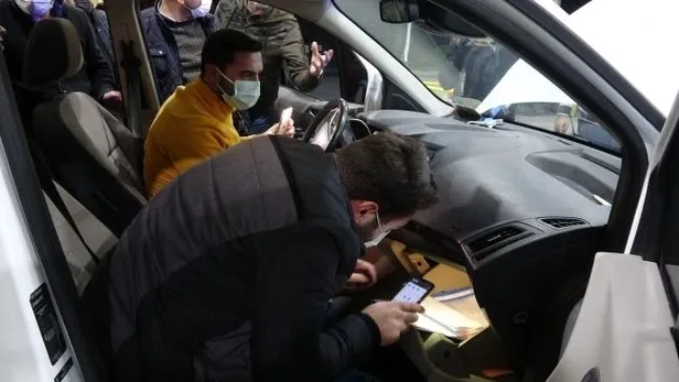 bursada-polislere-kimlik-soran-sahte-polis-gozaltina-alindi-1607892950135.jpeg Bursa'da sivil polislere kimlik soran 'sahte polis' gözaltına alındı-2