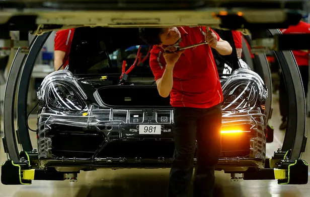 porsche-halka-arz-ne-zaman-yapilacak-porsche-hisse-fiyati-ne-kadar-borsada-ne-zaman-islem-gorecek-esit-mi-oran-1662621273138.jpg Porsche halka arz ne zaman yapılacak? Porsche hisse fiyatı ne kadar, ne zaman işlem görecek? Eşit mi, oransal mı?-4