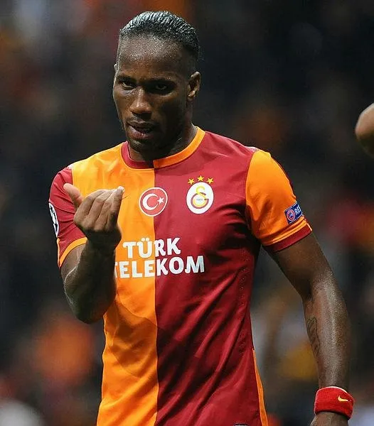 galatasarayin-eski-golcusu-dunya-unlu-futbolcu-didier-drogba-musluman-oldugunu-acikladi-1667850138042.jpeg Galatasaray'ın eski golcüsü Didier Drogba Müslüman mı oldu? O paylaşımı ile heyecan yarattı-7