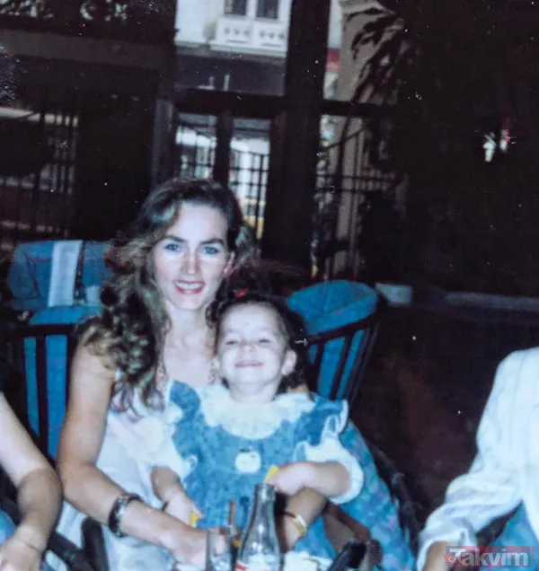 Merve Boluğur'dan anneler gününde duygusal paylaşım! "Rujum nasıl? Berbat mı?" dedi o kareleri paylaştı - 7