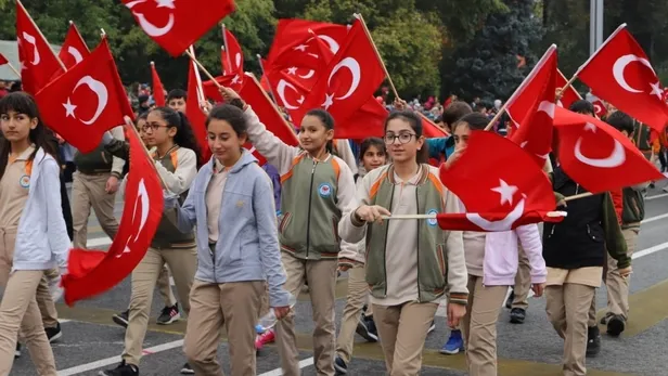 29 Ekim şiirleri en güzel MEB onaylı kısa 2 kıtalık-4 kıtalık Cumhuriyet sözleri-3
