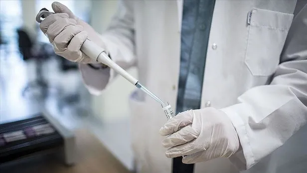 Eris varyantı Türkiye'de yeniden kısıtlamalara sebep olur mu? Bilim Kurulu Üyesi Alper Şener'den 65 yaş üstüne uyarı-5