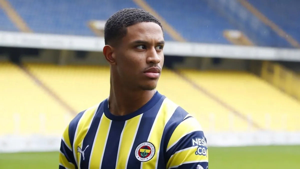 Fenerbahçeli Jayden Oosterwolde'ye müjde! Galatasaray ile oynanacak derbide milli takım yetkilileri onu izleyecek