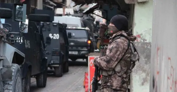 Son dakika: Diyarbakır merkezli 6 ilde PKK'ya para aktaran 44 kişi hakkında gözaltı kararı