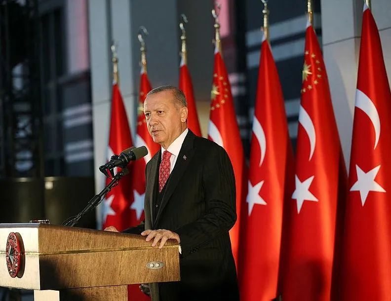 Ne varsa ortaya dökün!