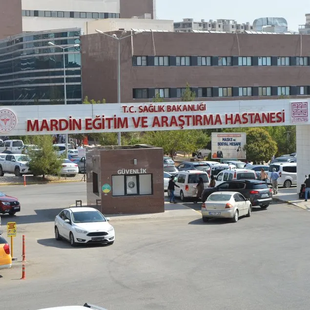 Eşini ve oğlunu öldürüp intihar etti