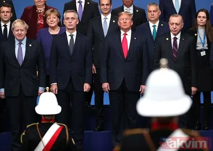 NATO Liderler Zirvesi’nde aile fotoğrafı çekildi!