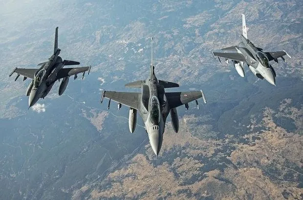 F-16’lar sınırda UFO kovalamış