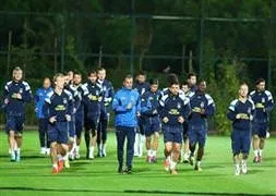 F.Bahçe’de 3 isim kadro dışı