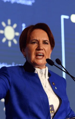 İP'te istifa şoku! Tamer Akkal istifa etti