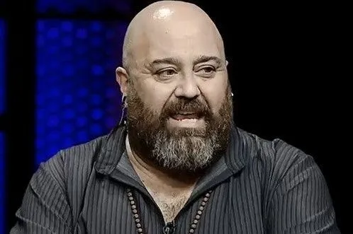 Survivor Yiğit Poyraz gerçekleri bir ifşa oldu! Masterchef jürisi Somer Sivrioğlu gerçeği şoke etmişken şimdi de sevgilisi...-3