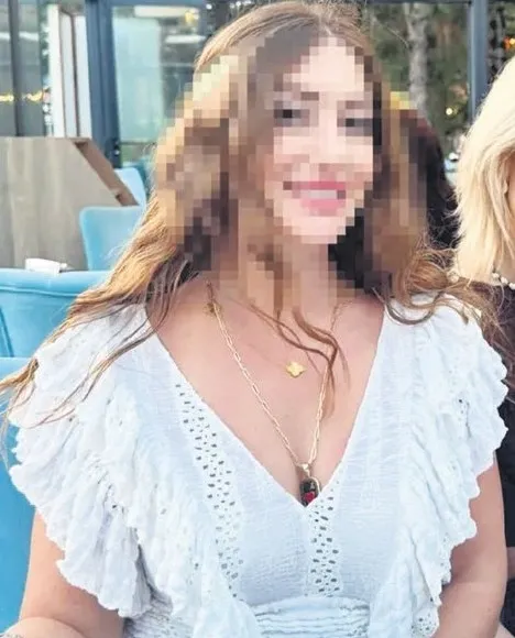 chpli-usak-belediye-baskani-ozkan-yalimin-carkindan-bankamatik-sevgilileri-cikti-1774669830897.jpeg CHP'li Uşak Belediye Başkanı Özkan Yalım'ın çarkından bankamatik sevgilileri çıktı!-2