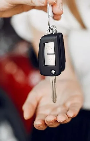 2011 model Ford C Max marka araç icradan satılıktır! İcradan satılık ucuza otomobiller