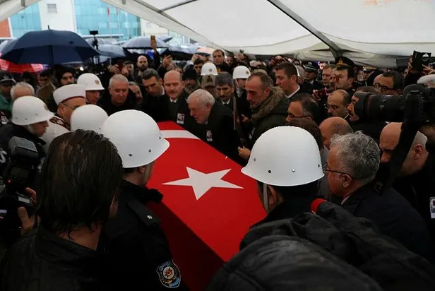 Şehit Emniyet Müdürü Altuğ verdi'ye ağlatan veda-4