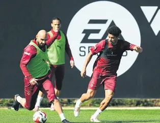 Başakşehir mesaisi sürüyor