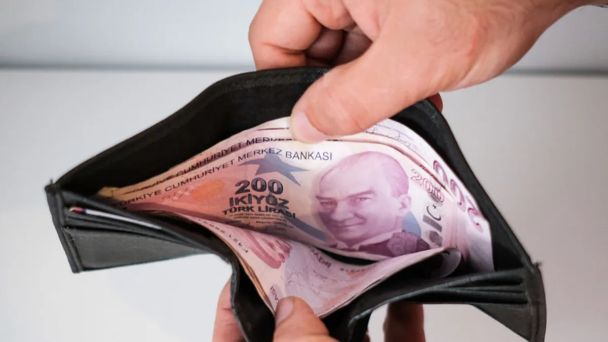 EMEKLİYE İKRAMİYE İÇİN SON VİRAJ | İş göremezlik ve ölüm aylığı alanlara ne kadar verilecek? 2025 Kurban Bayramı ikramiyesi kime verilecek?