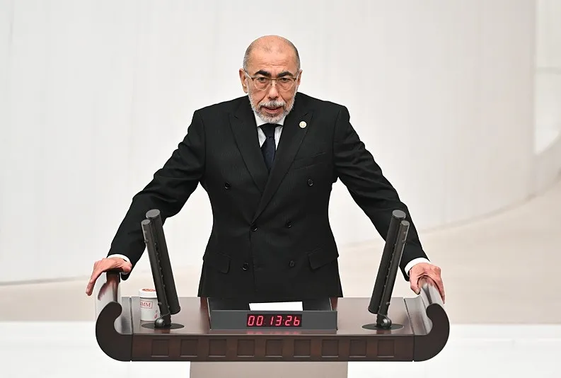 İYİ Partili vekilden Bakan Kurum’a Hatay teşekkürü!