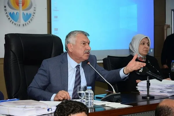 son-dakika-chpnin-muhalif-kanali-nasil-susturdugu-ortaya-cikti-bu-kez-muhasebeciyi-yuruttuler-1602227158630.jpg Son dakika: CHP'nin muhalif kanalı nasıl susturduğu ortaya çıktı!-2