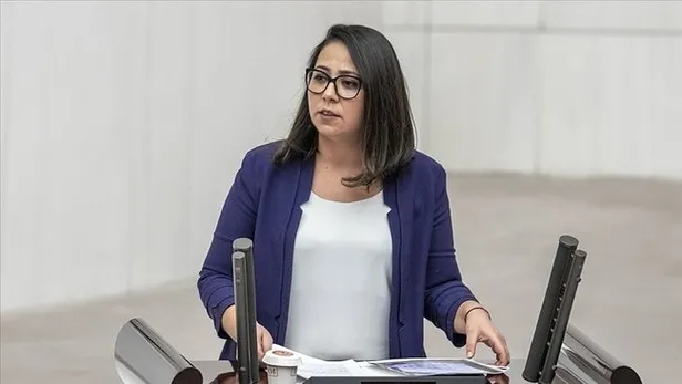 1670875387152.jpg TİP'li Sera Kadıgil'in 'başörtüsüne anayasal güvence' hazımsızlığı! Fondaş kanalda provokatif sözler...-2