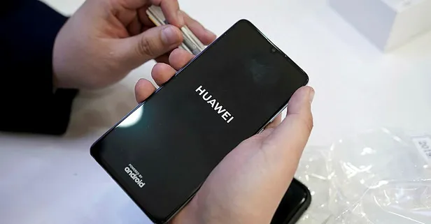 Huawei için beklenen oldu! O listeden çıkarıldı