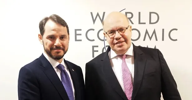 Bakan Albayrak'tan Davos mesajı: Verimli görüşmeler gerçekleştirdik