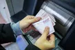Emekli promosyonlarında eylül kampanyası! 35 bin liraya yükseldi: Hangi banka ne kadar veriyor?