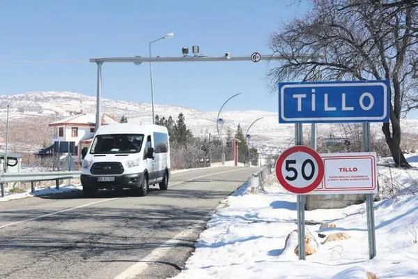 Online toplantılar hayatımıza girdi: Ekranda kendilerini beğenmeyenler estetik merkezine akın etti-8