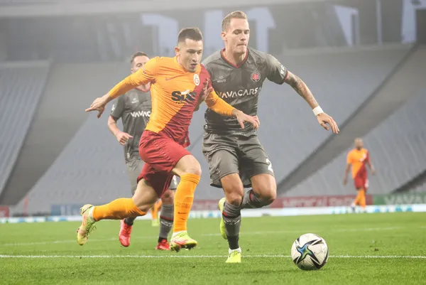1639557539404.jpg Galatasaray'da Sacha Boey sevinci! Geri dönüyor-3