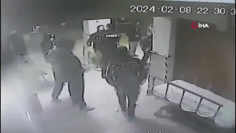 VİDEO: Çanakkale'de acil servis doktoruna saldırı: O anlar kamerada