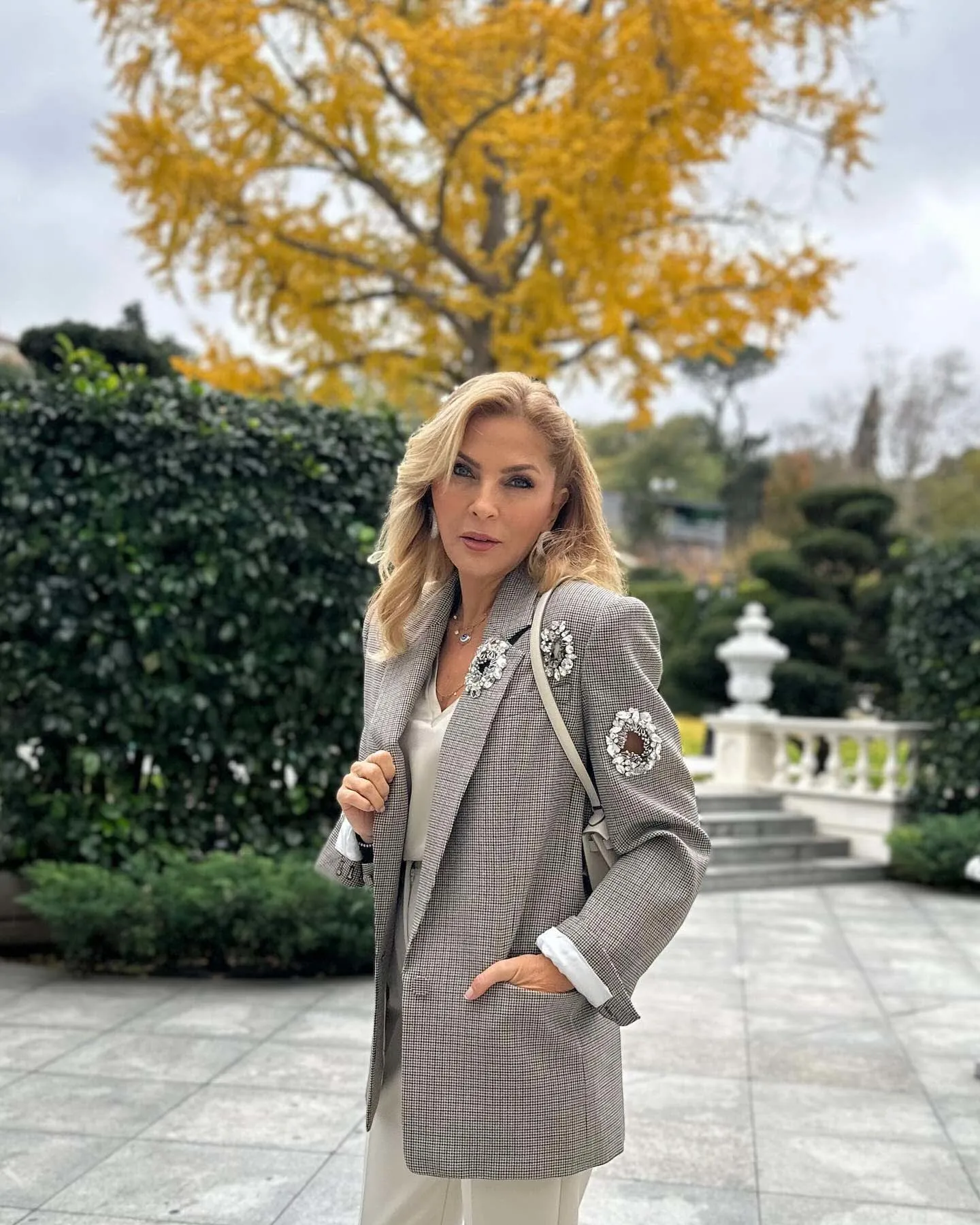 ‘Kötü kaynana’ ilan edilen Arzu Sabancı ilk kez konuştu! İşte Hakan Sabancı ve Hande Erçel ayrılığına dair açıklaması... - 5