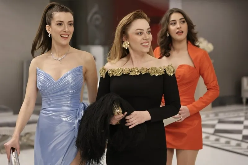 bahar-dizisinde-evren-hocaya-kismet-cikti-kadroyu-senlendirecek-yeni-transfer-aciklandi-1714932211300.jpg Kadroyu şenlendirecek yeni transfer açıklandı: Bahar dizisinde Evren Hoca'ya kısmet çıktı!-2