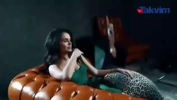 Azeri kızı Günel Zeynalova’nın ‘Çok güzelim’ pozu!