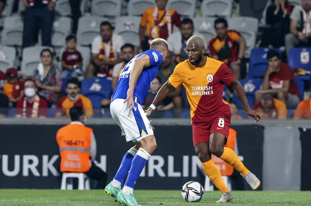 Galatasaray'da şok ayrılıklar kapıda! 2 ismin daha adı masada