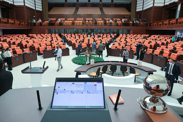 meclis-ne-zaman-aciliyor-2021-tbmm-genel-kurulu-toplantisi-saat-kacta-yapilacak-27-donem-5-yasama-yili-gundeminde-neler-var-1633058821595.jpg