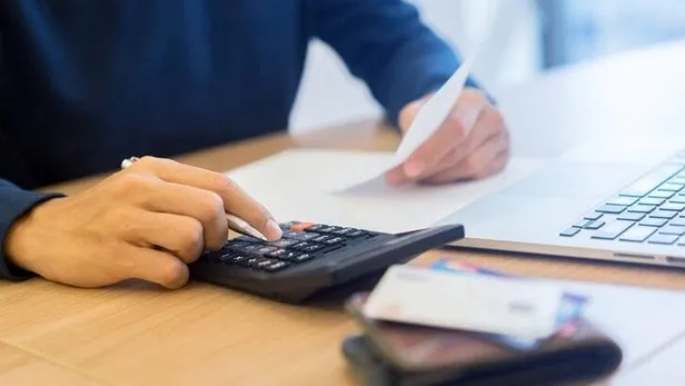 bankada-32-gunluk-mevduat-hesabinda-25000-tl-parasi-olanlar-yasadi-bankalarda-son-dakika-mevduat-faizi-yarisi-arsa-cikti-1616926923331.jpg Bankalarda son dakika mevduat faizi yarışı arşa çıktı! Bankada 32 günlük mevduat hesabında 25.000 TL parası olanlar yaşadı!-5