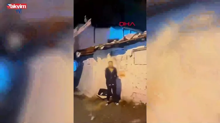 Sarıyer’de 14 yaşındaki çocuk kalaşnikofla ev bastı! Silahı koltuk süngerine saklamış!