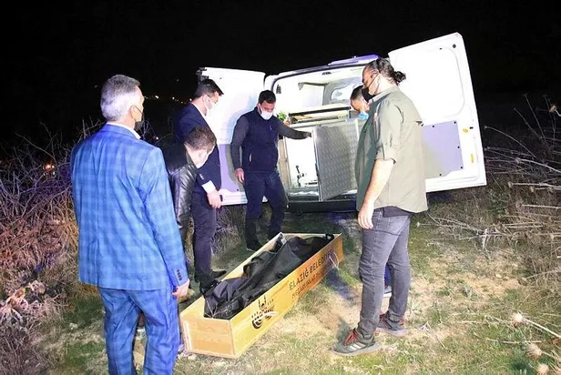 elazigda-vahset-erkek-arkadasi-tarafindan-bicaklandigi-iddia-edilen-genc-kiz-oldu-1617922608885.jpeg Elazığ'da vahşet! Erkek arkadaşı tarafından bıçaklandığı iddia edilen genç kız öldü-3