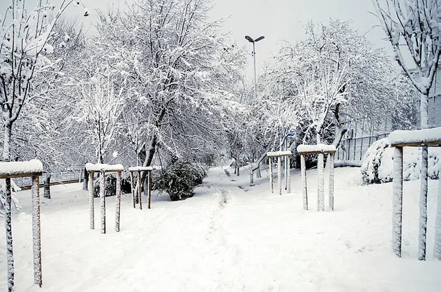 İstanbul'da kar yağışı devam edecek mi? Meteoroloji'den İstanbul için flaş kar uyarısı! O saatlere dikkat!