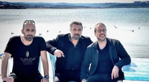 edhoda-200-bolum-fragmanini-aratmayacak-paylasimlar-yapildi-bir-aile-iki-de-zorlu-hasimla-transfer-yagmuru-1634542151153.jpg EDHO'da 200. bölüm fragmanını aratmayacak paylaşımlar yapıldı! Bir aile iki de zorlu hasımla transfer yağmuru!-5