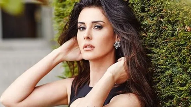 Ebru Destan kimdir? Ebru Destan kaç yaşında, eşi kim, çocuğu var mı?-2