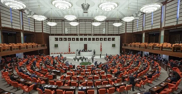 TBMM'de yoğun baro mesaisi! Tam 5 günde 52 saat