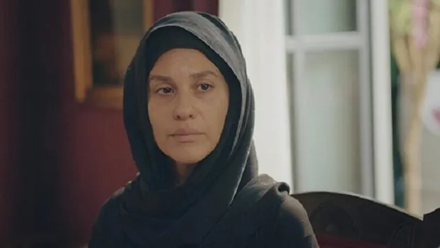 TV 8'in olay yaratan dizisi Kırmızı Oda istemeden kendi sonunu getiriyor! İzleyici şikayetçi dendi final çanları çalmaya başladı-7