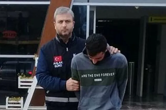 Kocaeli’nin İzmit ilçesinde yabancı uyruklu kadına zorla fuhuş yaptıran 2 kişi tutuklandı