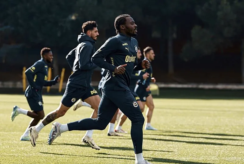 Fenerbahçe’den çifte imza!