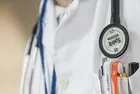 Üsküdar’da hastane personeline silah çeken doktor tutuklandı! Evinden çıkanlar şoke etti