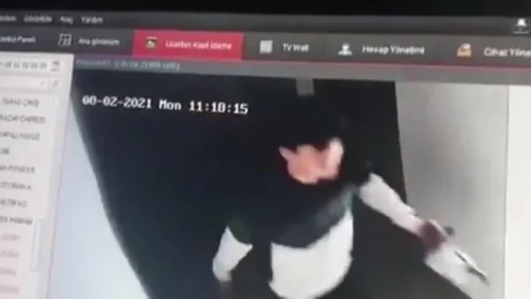 istanbulda-igrenc-goruntuler-kargocu-apartman-icinde-buyuk-tuvaletini-yapti-paketle-sildi-1630666609691.jpg İstanbul'da iğrenç görüntüler! Kargocu apartman içinde büyük tuvaletini yaptı paketle sildi-6