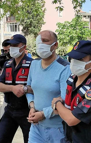 Denizli'de otelde asitli dehşet! Görevliler odaya koştu! Kayınvalidesini öldürmüştü sevgilisini asitle yaktı